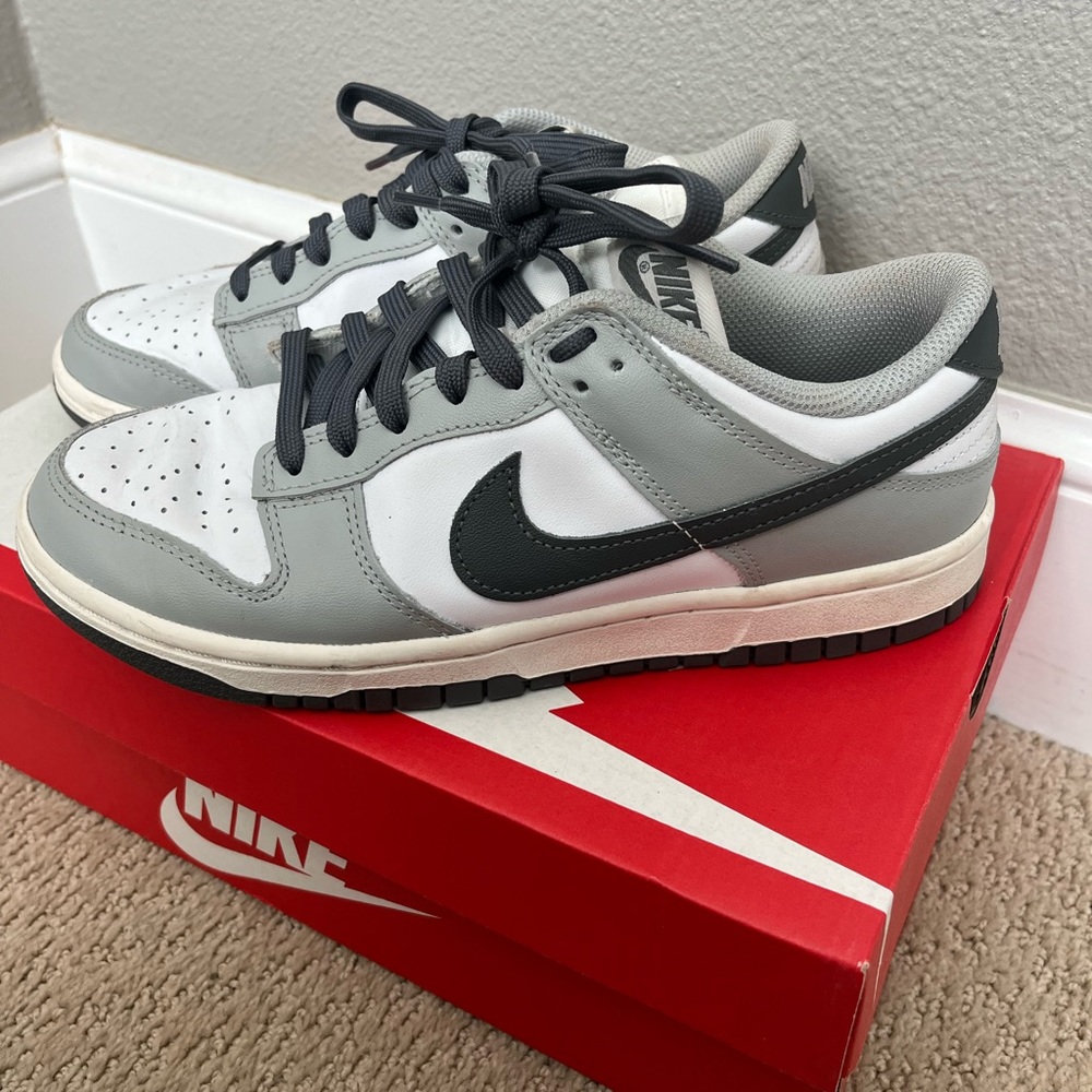 Wmns Nike Dunk Low